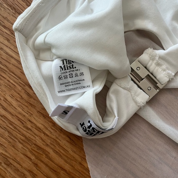 5/$25 Tiger mist tube top - Picture 5 of 5